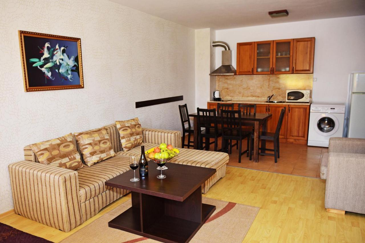 Aparthotel Forest Nook Pamporovo Exterior photo