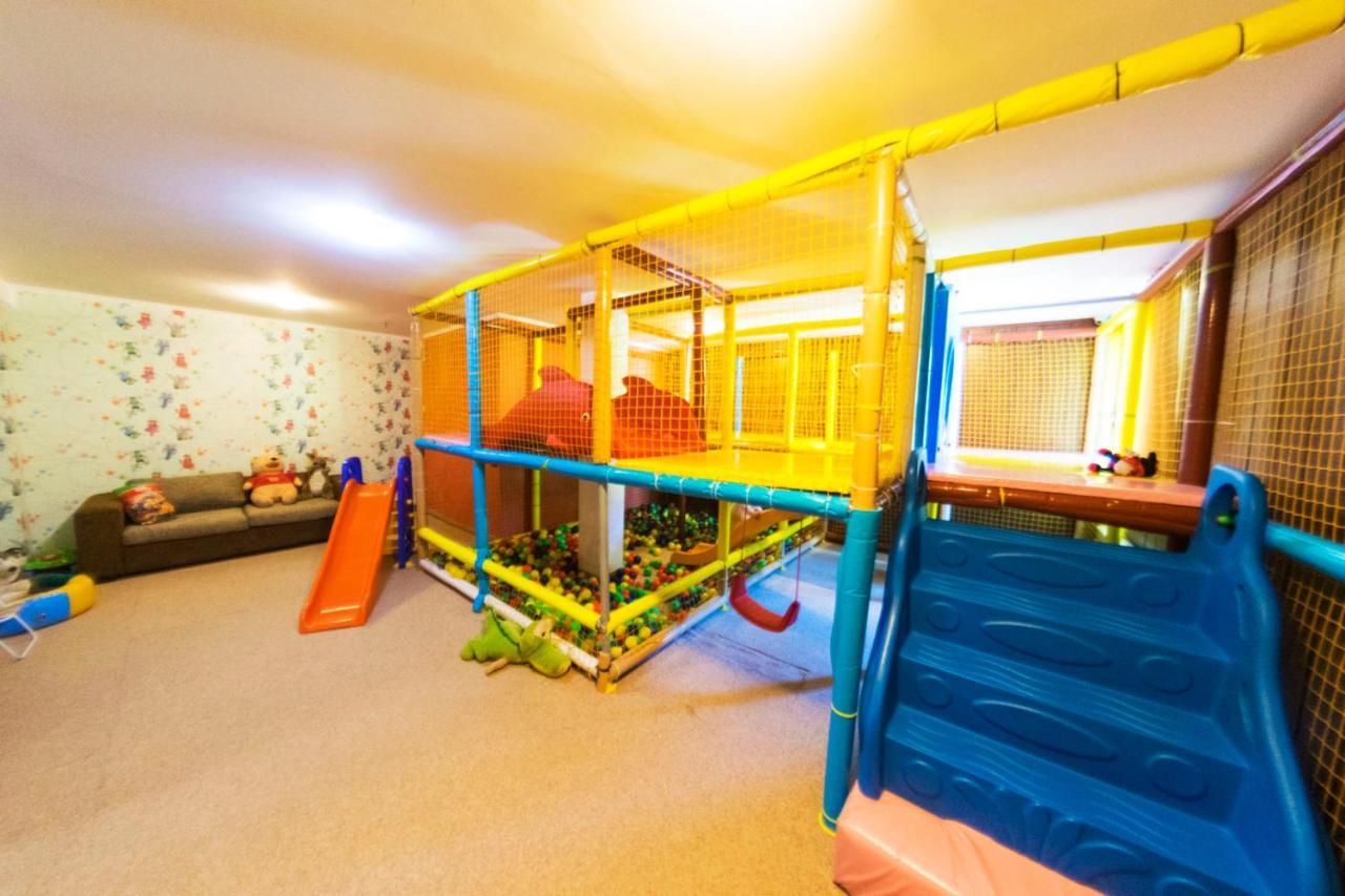 Aparthotel Forest Nook Pamporovo Exterior photo