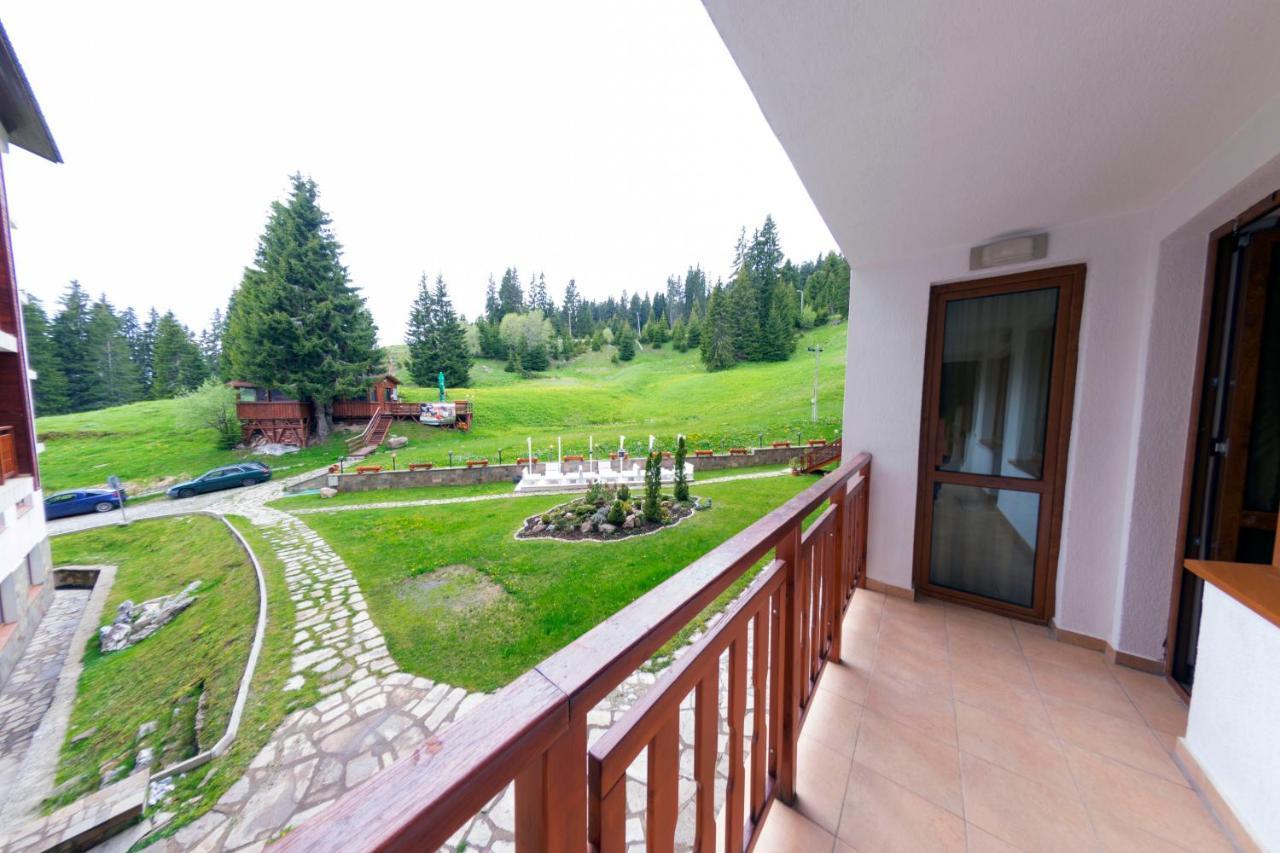 Aparthotel Forest Nook Pamporovo Exterior photo